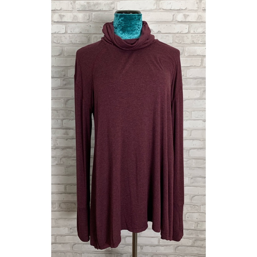 Neiman Marcus Maroon Soft Turtleneck Tunic Top L
